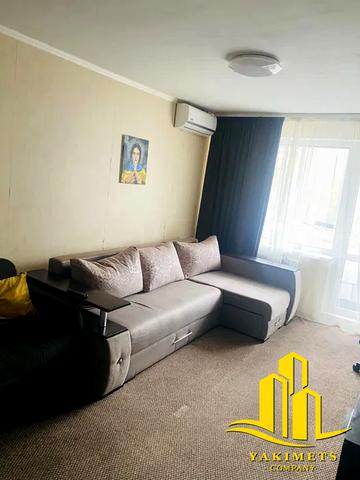 Наукова вул., 18