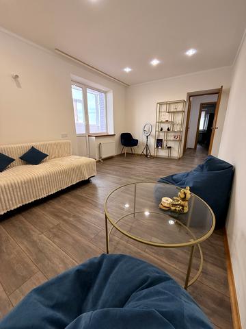 Герасима Кондратьєва вул. (Кірова), (Будинок 1)