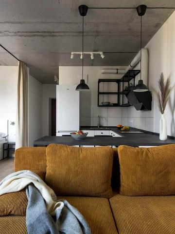 Всеволода Змієнка вул., 21