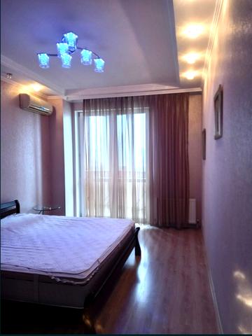 Базарна вул., 5/1