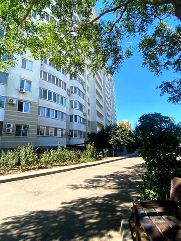 Шота Руставелі вул., 9