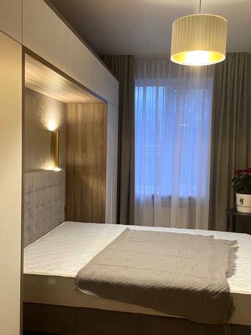 Костомарівська вул., 14