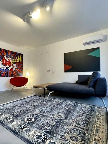 Івана Маряненка пров., 13