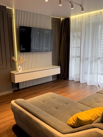 Причальна вул., 12