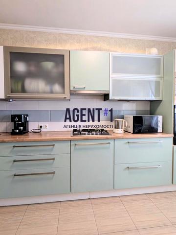 Черкаська вул., 34