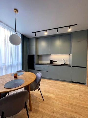 Салютна вул., 2к6