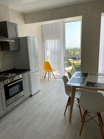 Львівська вул., 15б