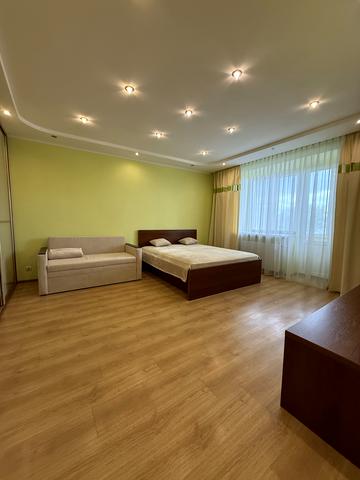 Зарічанська вул., 44/1