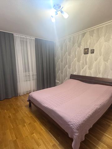 Бориса Гмирі вул., 2