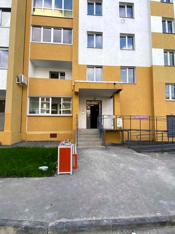 Льва Ландау просп. (50-річчя СРСР), 52-Л