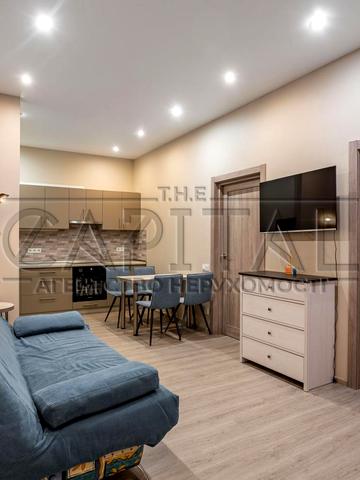 Євгена Коновальця вул. (Щорса), 36-Е