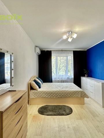 Якуба Коласа вул., 21