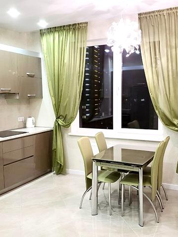 Генуезька вул., 3б