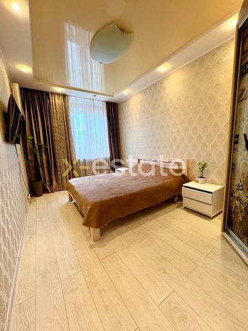 Науки просп. (Леніна), 11