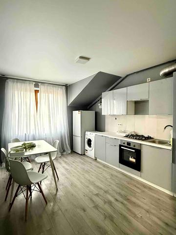 Павла Тичини вул., 2-А