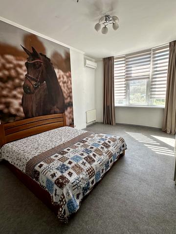 Григорія Сковороди вул., 1