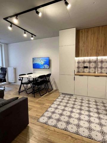 Стрийська вул., 202-Б