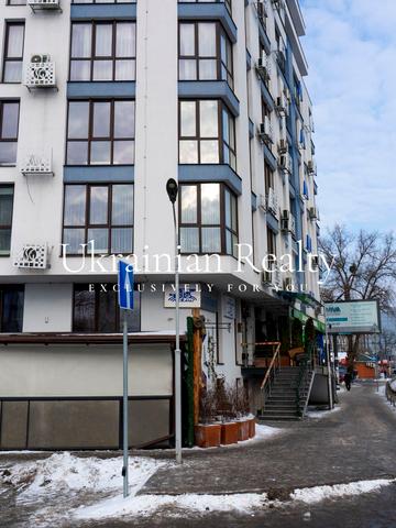 Центральна вул., 21-Б