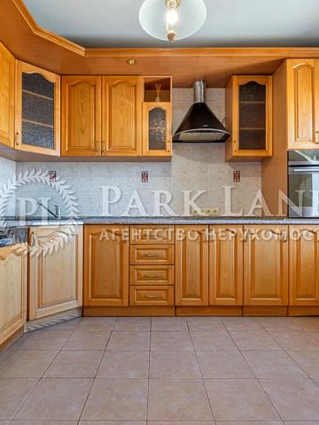 Срібнокільська вул., 20