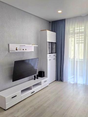 Перлинна вул., 6