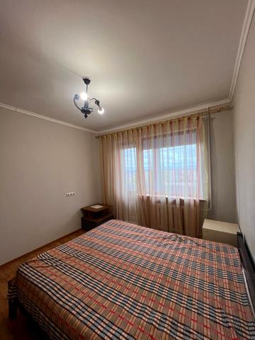 Генерала Безручка вул., 1б