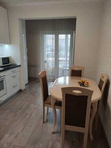 Володимира Українця вул., 57