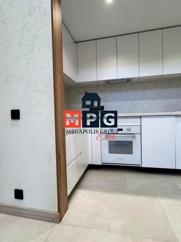 Науки просп. (Леніна), 65а