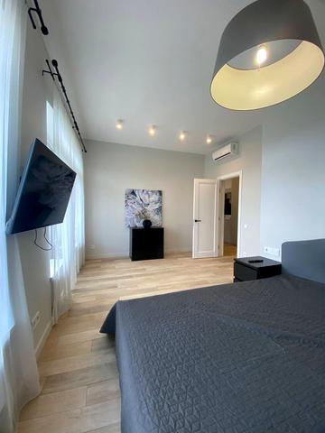 Софіївська вул., 9а