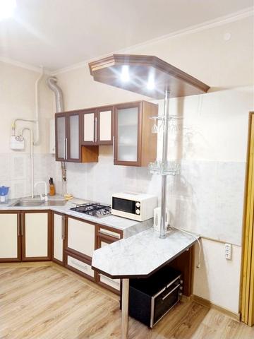 Адміральська вул., 26