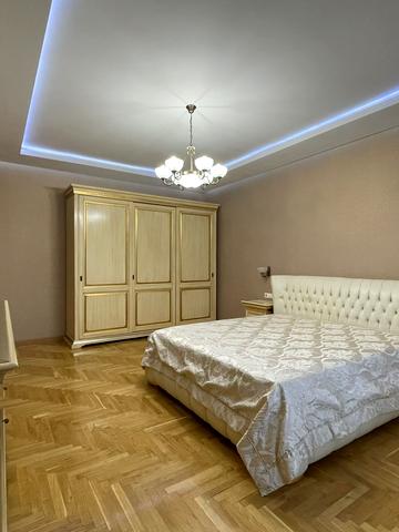 Дмитра Яворницького просп. (Карла Маркса), 96