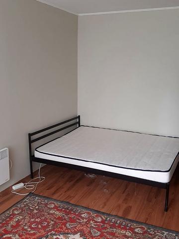 Андрія Аболмасова вул. (Панельна), 4