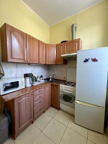 Велика Васильківська вул. (Червоноармійська), 29