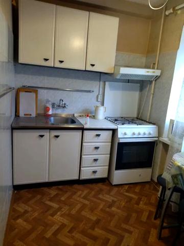 Берестейський просп. (Перемоги), 7-Б