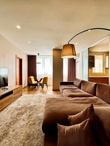 Вадима Гетьмана вул., 1-А