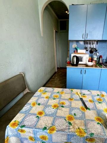 Князя Володимира Великого просп., 122