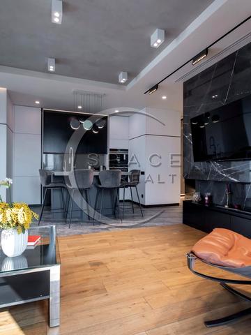 Антоновича вул. (Горького), 44