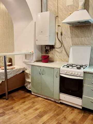 Прохоровська вул., 24
