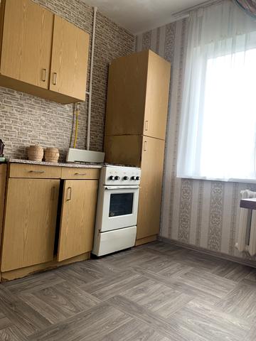 Фабрична вул., 24