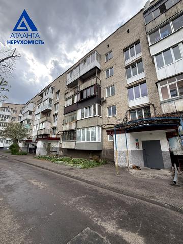 Молоді просп., 9а