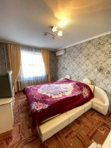 Янтарна вул., 81