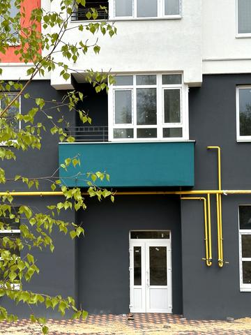 Амосова вул., 4