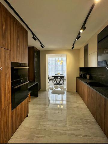 Олександра Довженка вул., 21а