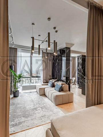 Бульварно-Кудрявська вул. (Воровського), 17