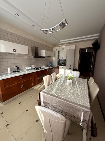 Сонячна вул., 1б