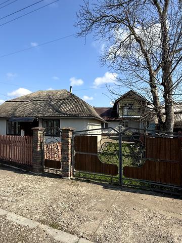 Лесі Українки, 39