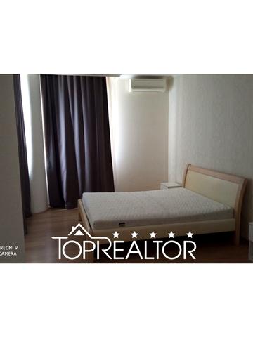 Отакара Яроша вул., 27