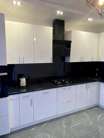 Тараса Шевченка вул., 27