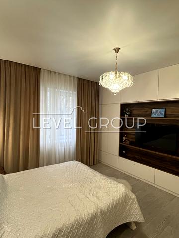 Сирецька вул., 32