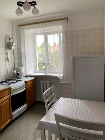 Пастера вул., 4