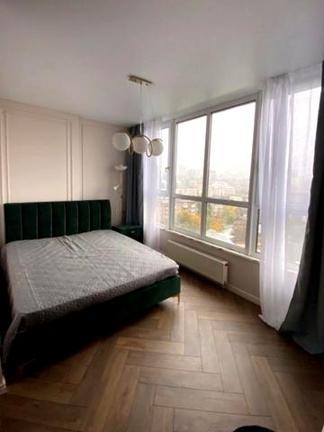 Берестейський просп. (Перемоги), 5-В